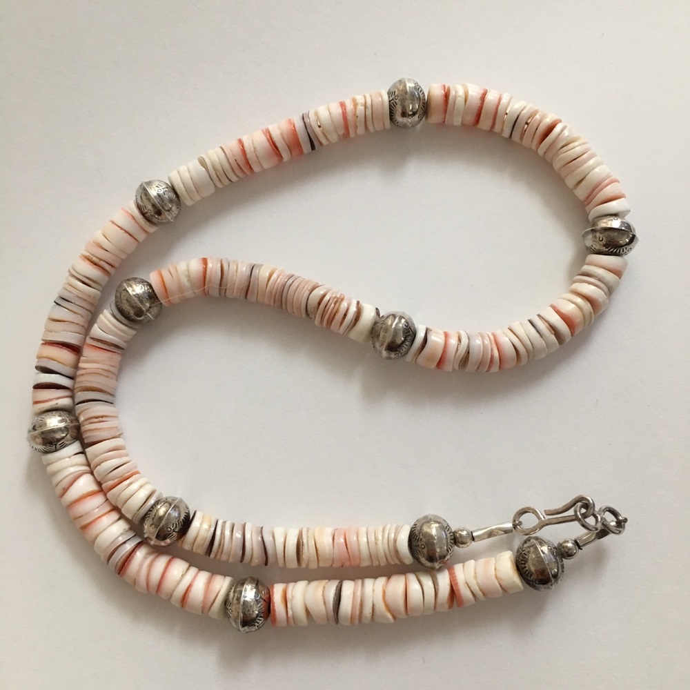 Santa Domingo oyster shell 925 silver necklace